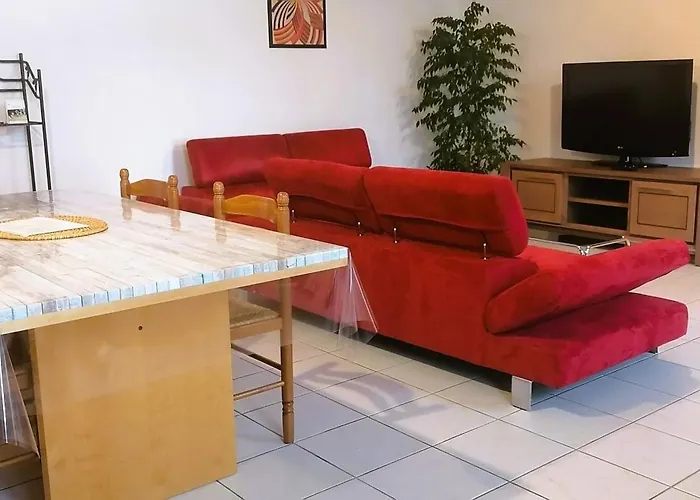 Spacieux 4 Personnes - 5km Du Parc Holiday home