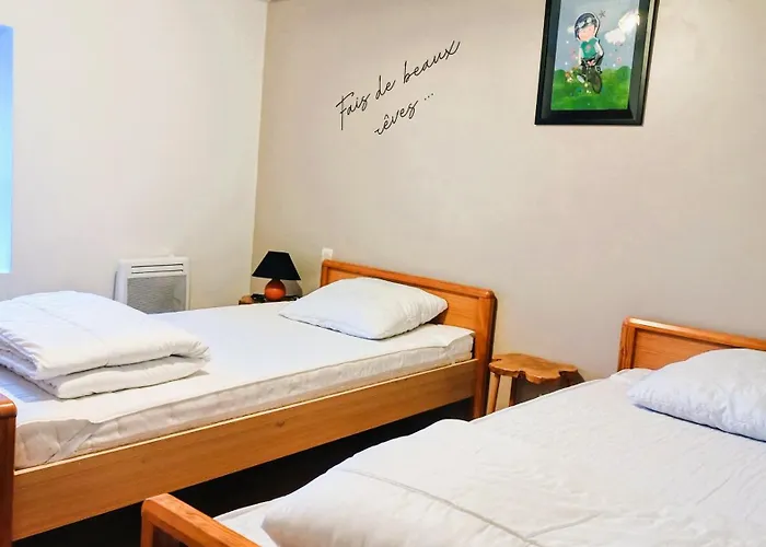 Spacieux 4 Personnes - 5km Du Parc Holiday home Chambretaud